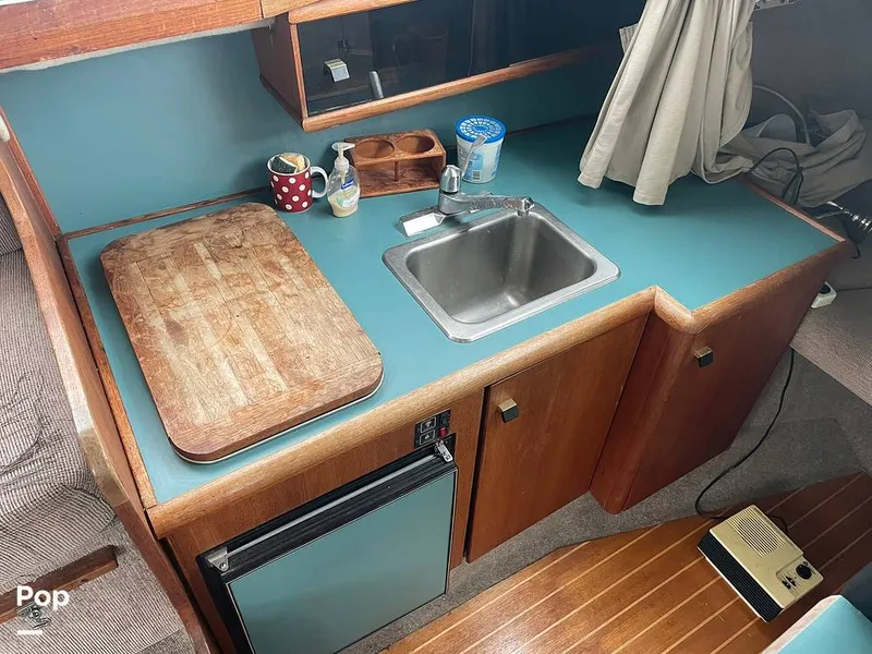 Slide: The Image of Bayliner Ciera 2858 Command Bridge 1989 - 15195101