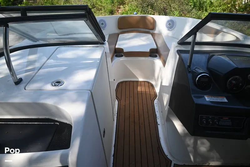 Slide: The Image of Bayliner VR6 2019 - 15231043