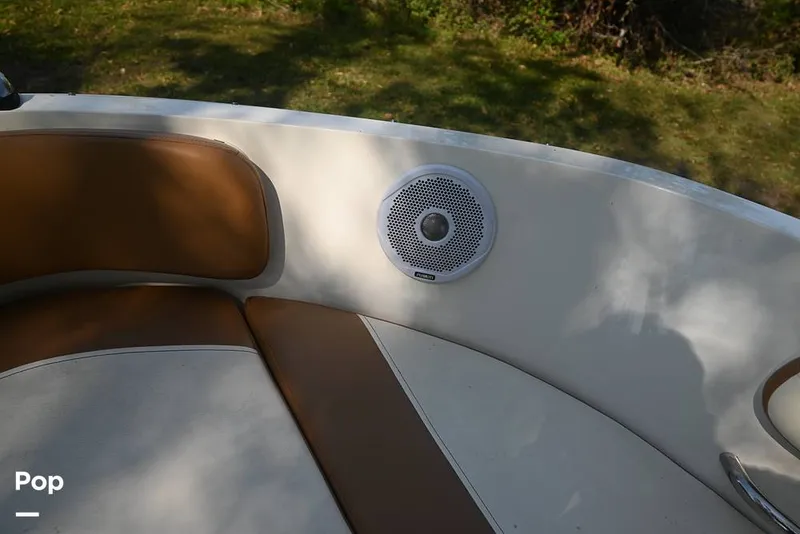 Slide: The Image of Bayliner VR6 2019 - 15231050