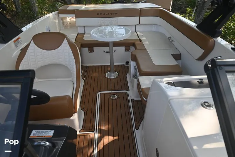 Slide: The Image of Bayliner VR6 2019 - 15231065