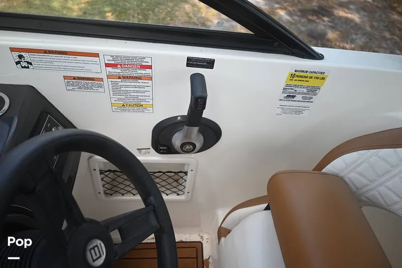 Slide: The Image of Bayliner VR6 2019 - 15231075