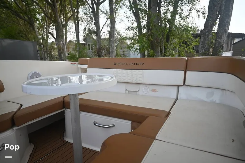 Slide: The Image of Bayliner VR6 2019 - 15231097