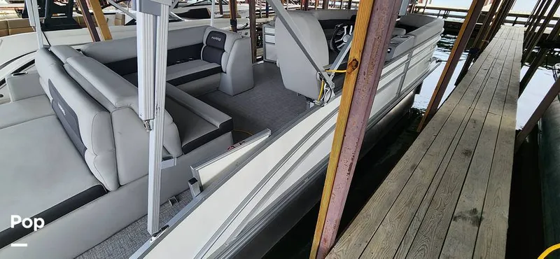 Slide: The Image of Harris Cruiser 230 2024 - 15214418