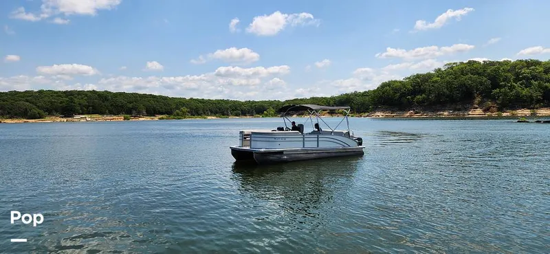 Slide: The Image of Harris Cruiser 230 2024 - 15737946