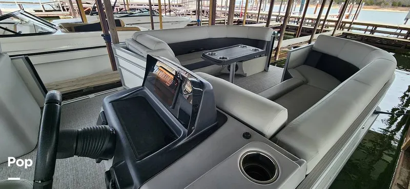 Slide: The Image of Harris Cruiser 230 2024 - 15214426