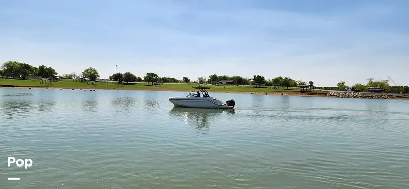 Slide: The Image of Bayliner DX2200 2023 - 15327603