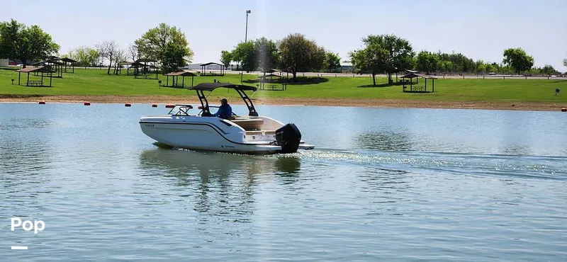 Slide: The Image of Bayliner DX2200 2023 - 15327605