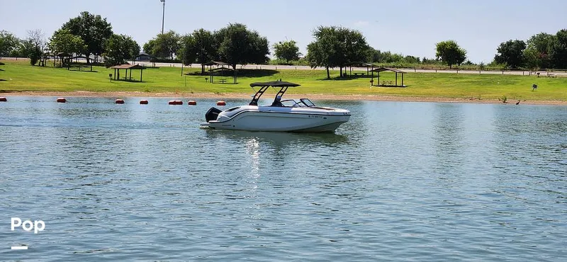 Slide: The Image of Bayliner DX2200 2023 - 15707604