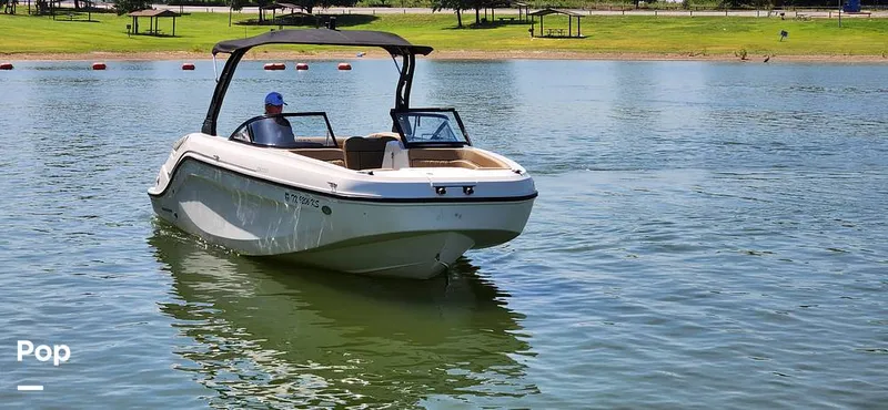 Slide: The Image of Bayliner DX2200 2023 - 15707614