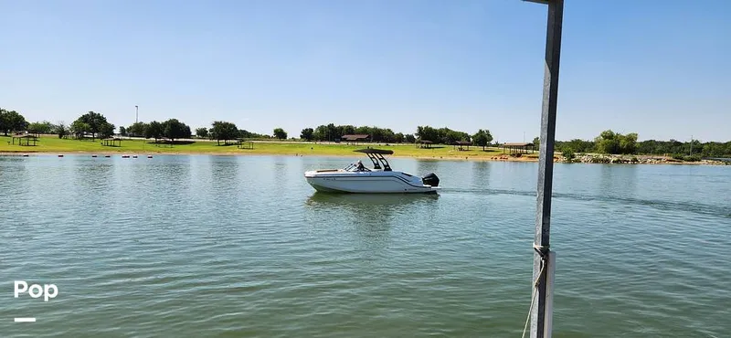 Slide: The Image of Bayliner DX2200 2023 - 15707622