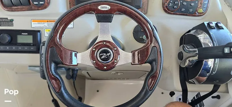 Slide: The Image of Sea Ray 300 Sundancer 2006 - 15223792