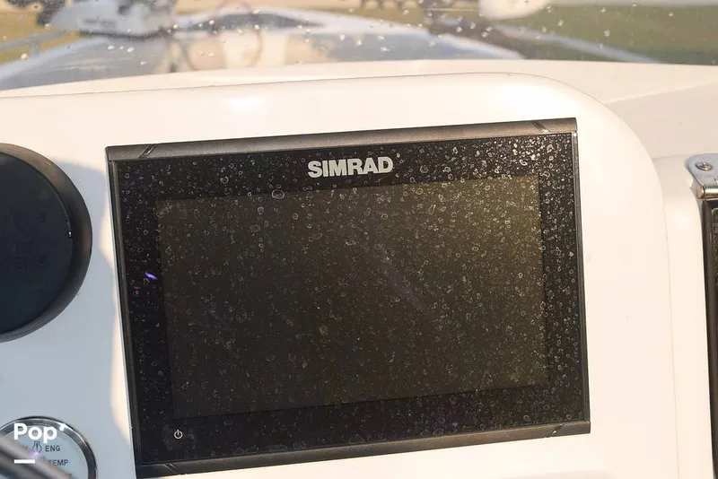 Slide: The Image of Simrad G09 GPS/ Fishfinder/ Plotter - 15199808