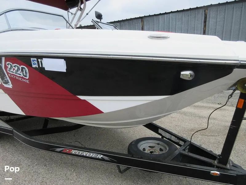 Slide: The Image of Rinker 220 MTX Extreme 2015 - 15475458