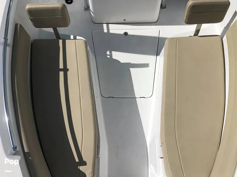 Slide: The Image of Release 240 RX 2020 - 15181166