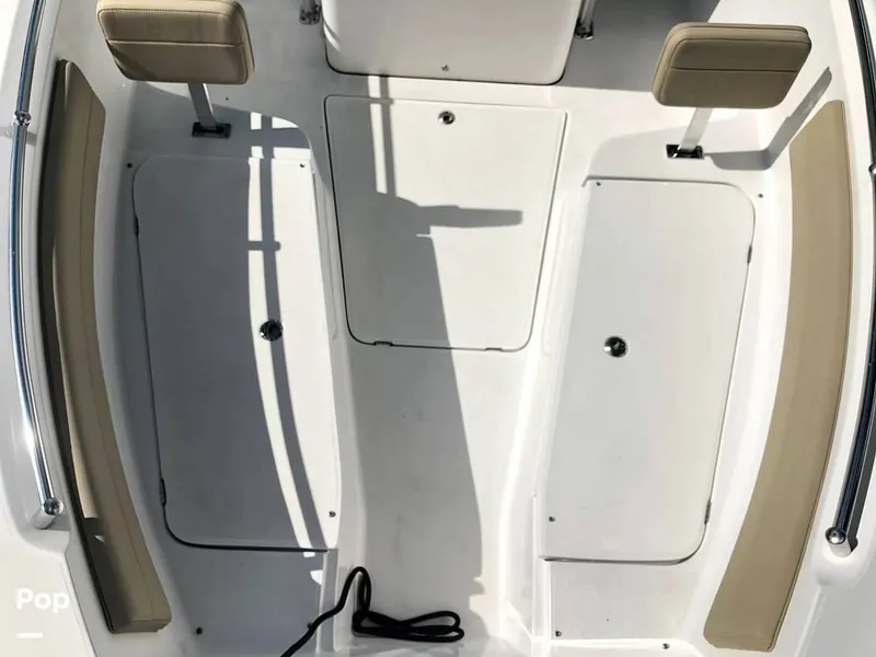 Slide: The Image of Release 240 RX 2020 - 15181167