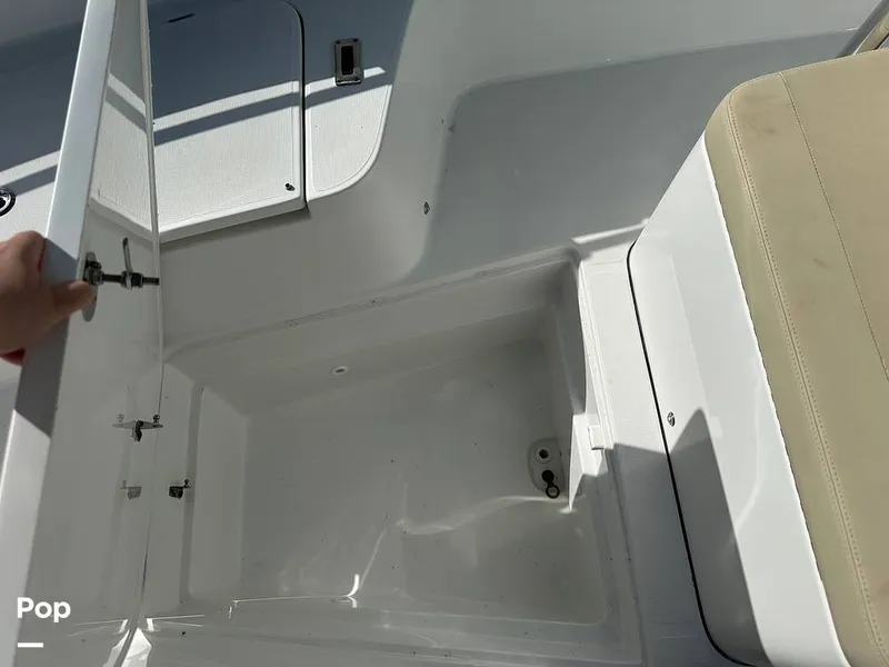 Slide: The Image of Release 240 RX 2020 - 15181170