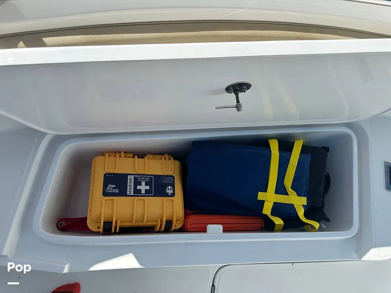 Slide: The Image of Release 240 RX 2020 - 15181173