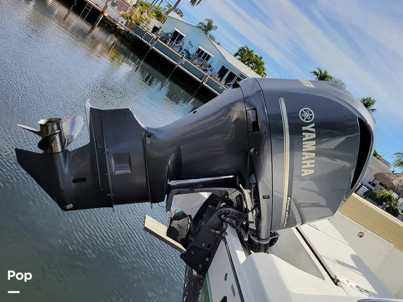 Slide: The Image of Release 240 RX 2020 - 15233055