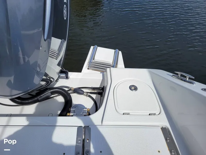 Slide: The Image of Release 240 RX 2020 - 15233059