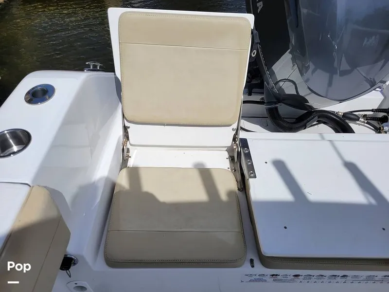 Slide: The Image of Release 240 RX 2020 - 15233063