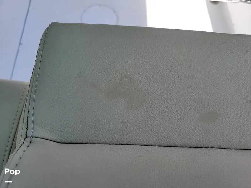 Slide: The Image of Release 240 RX 2020 - 15233069