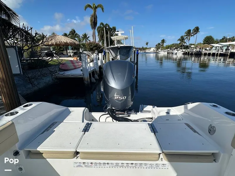 Slide: The Image of Release 240 RX 2020 - 15181150