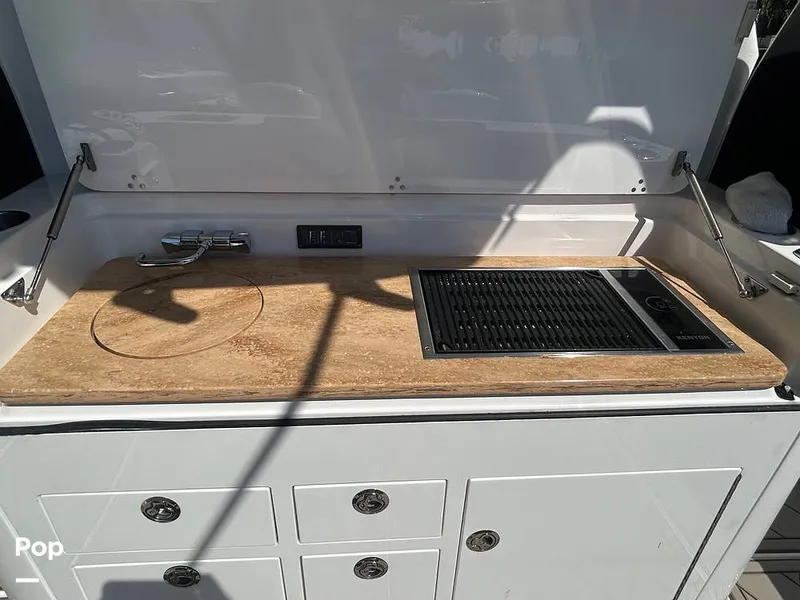 Slide: The Image of Edgewater 368CC 2016 - 15213761