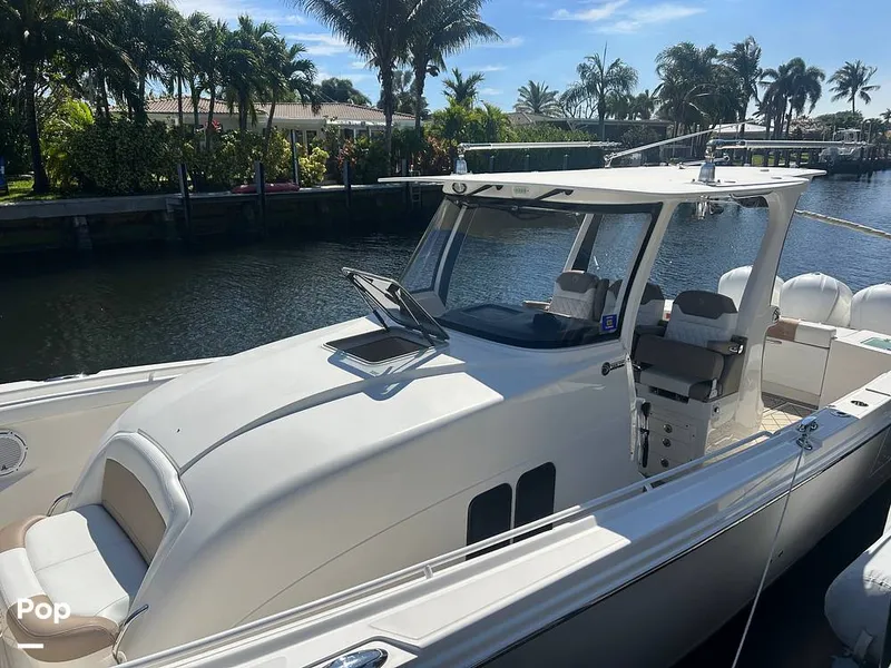 Slide: The Image of Edgewater 368CC 2016 - 15213739