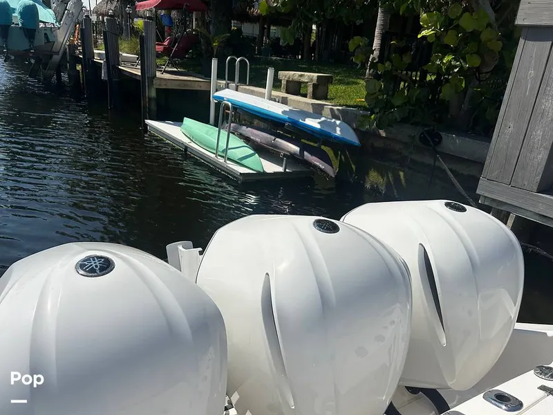 Slide: The Image of Edgewater 368CC 2016 - 15213802