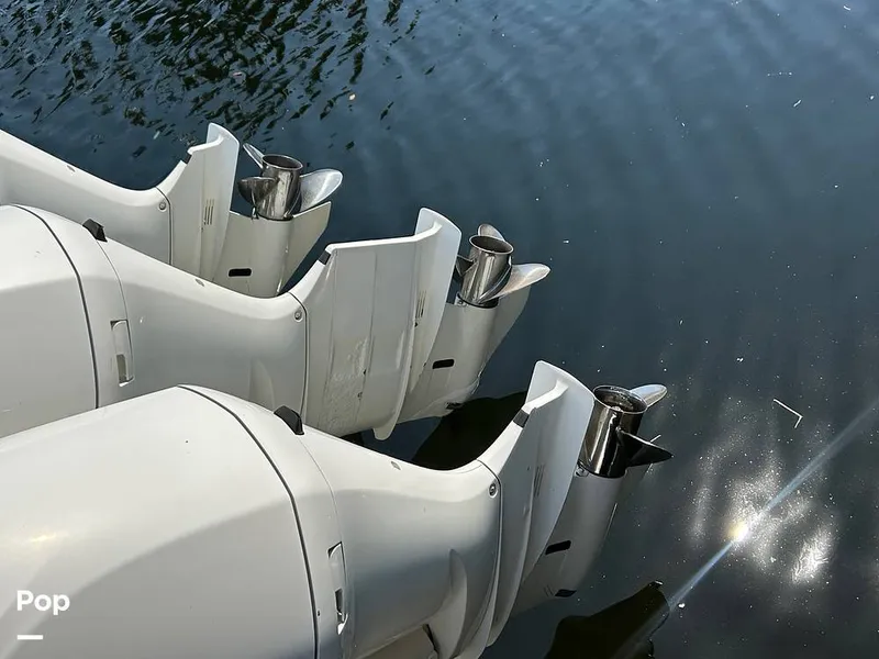 Slide: The Image of Edgewater 368CC 2016 - 15213812