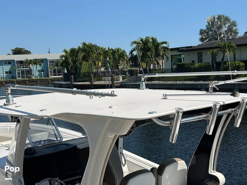 Slide: The Image of Edgewater 368CC 2016 - 15213814