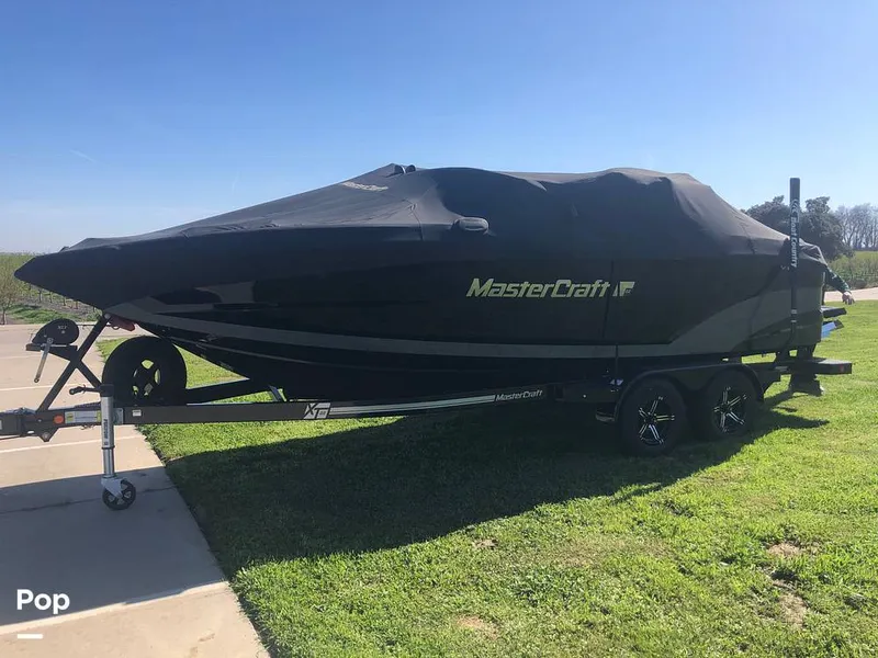 Slide: The Image of Mastercraft XT22 2021 - 15221539