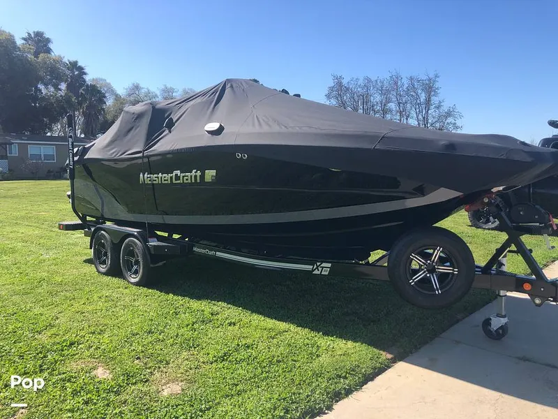 Slide: The Image of Mastercraft XT22 2021 - 15221540