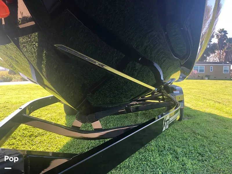 Slide: The Image of Mastercraft XT22 2021 - 15221547