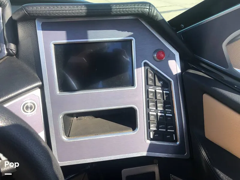 Slide: The Image of Mastercraft XT22 2021 - 15221558