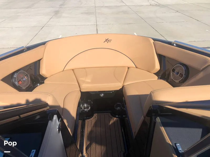 Slide: The Image of Mastercraft XT22 2021 - 15221747