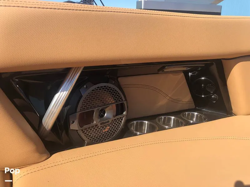 Slide: The Image of Mastercraft XT22 2021 - 15221755