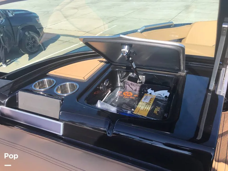 Slide: The Image of Mastercraft XT22 2021 - 15221760