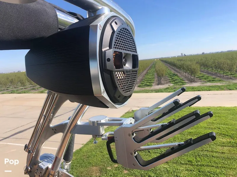 Slide: The Image of Mastercraft XT22 2021 - 15221771