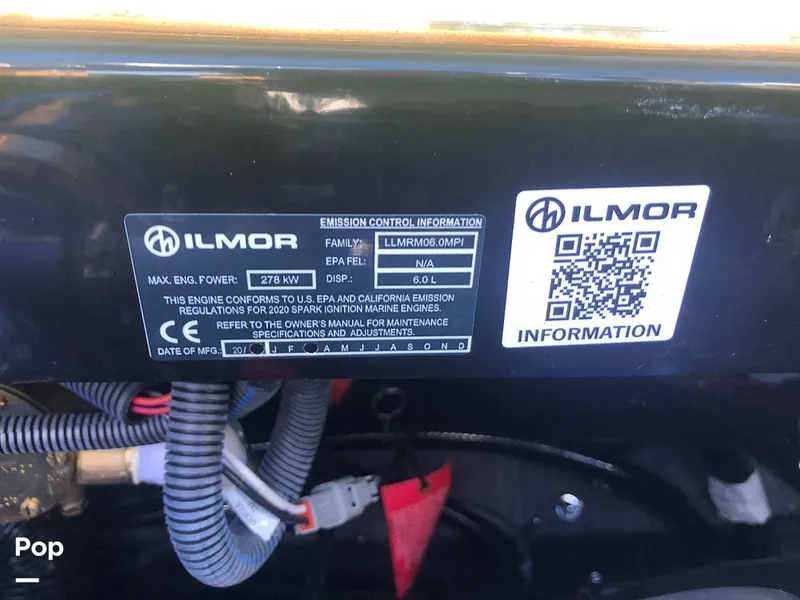 Slide: The Image of Mastercraft XT22 2021 - 15221778