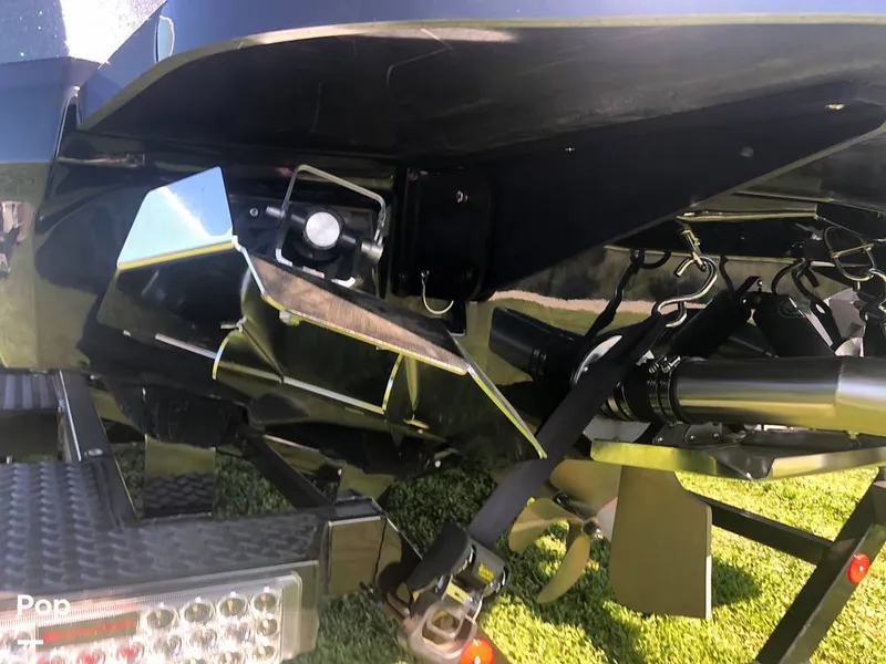 Slide: The Image of Mastercraft XT22 2021 - 15221784