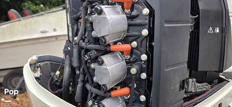 Slide: The Image of Wellcraft Fisherman 210 2013 - 15293064