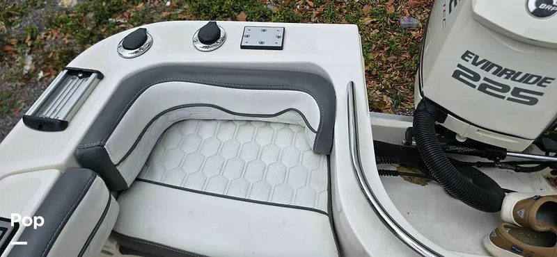 Slide: The Image of Wellcraft Fisherman 210 2013 - 15293092