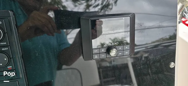 Slide: The Image of Wellcraft Fisherman 210 2013 - 15293049