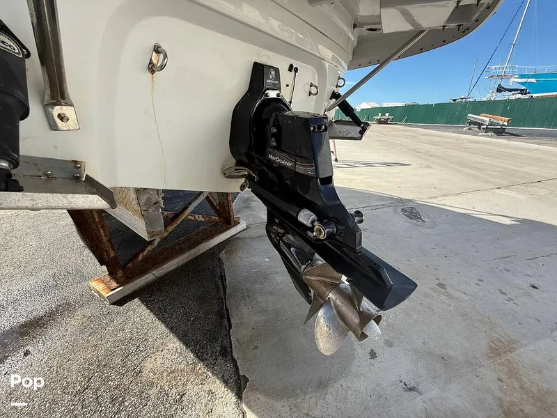 Slide: The Image of Crownline Boats 260LS 2007 - 15868567