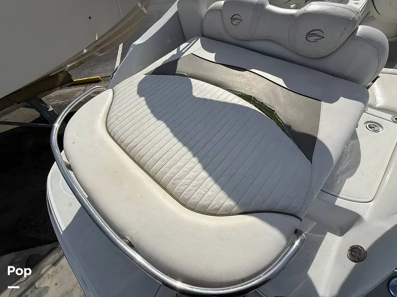 Slide: The Image of Crownline Boats 260LS 2007 - 15868572