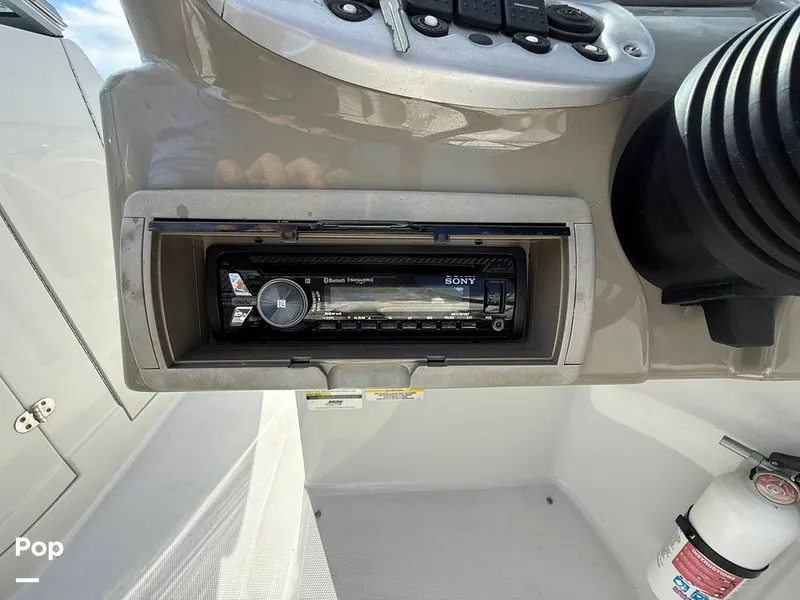 Slide: The Image of Crownline Boats 260LS 2007 - 15868592