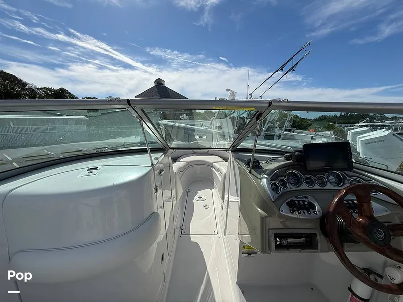 Slide: The Image of Crownline Boats 260LS 2007 - 15868600