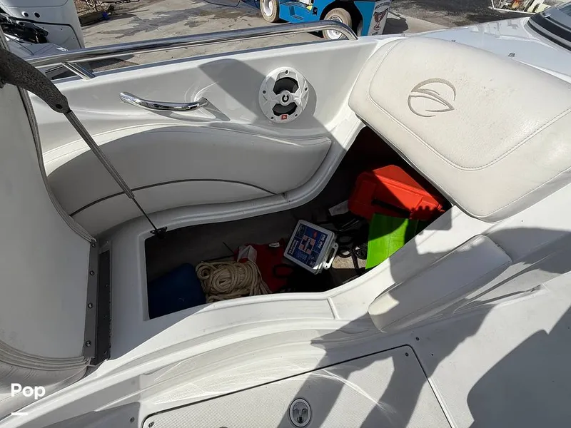 Slide: The Image of Crownline Boats 260LS 2007 - 15868651