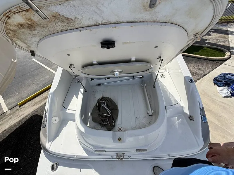 Slide: The Image of Crownline Boats 260LS 2007 - 15868655